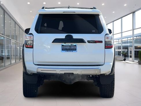 Used 2022 Toyota 4Runner TRD Off-Road Premium w/ Moonroof Package AWD/4WD image 5