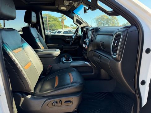 Used 2021 GMC Sierra 1500 AT4 w/ AT4 Value Package image 18