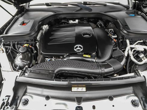 Used 2022 Mercedes-Benz GLC 300 4MATIC Coupe image 23
