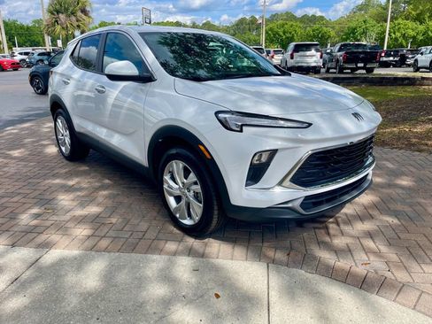 Used 2025 Buick Encore GX Preferred image 8