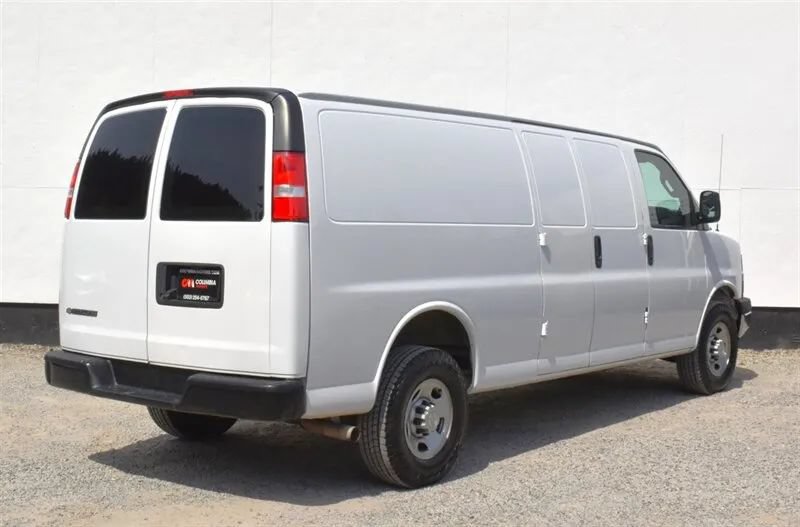 Used 2021 Chevrolet Express 2500 Extended w/ Driver Convenience Package RWD image 5