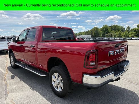 Used 2026 RAM 2500 Big Horn AWD/4WD image 5