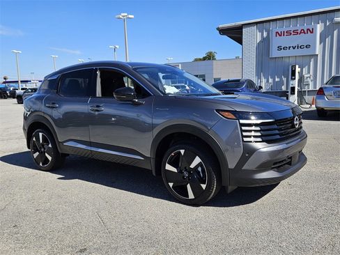 New 2026 Nissan Kicks SR image 16