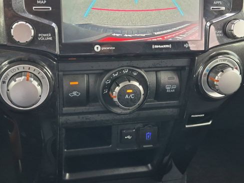 Used 2021 Toyota 4Runner TRD Off-Road Premium w/ Moonroof Package AWD/4WD image 19