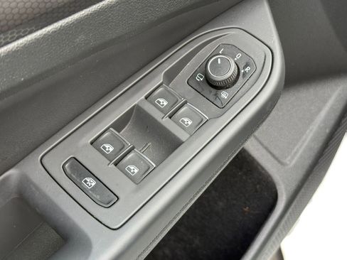 Used 2024 Volkswagen GTI SE image 21