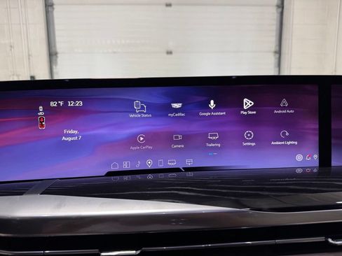 Used 2026 Cadillac Escalade ESV Sport w/ Touring Package AWD/4WD image 20