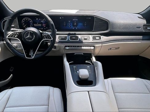 Used 2024 Mercedes-Benz GLE 350 4MATIC image 16