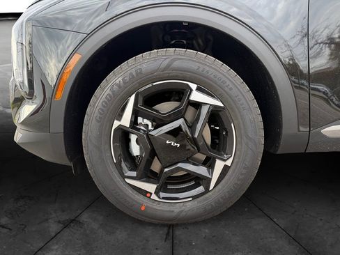 New 2026 Kia Sportage EX image 14