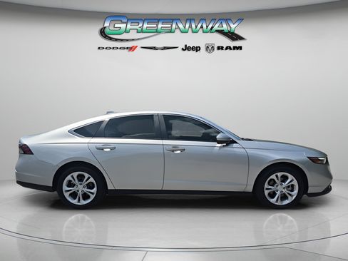 Used 2024 Honda Accord LX image 4