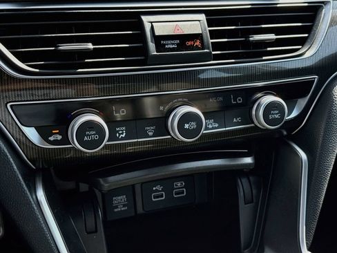Used 2022 Honda Accord Sport image 18