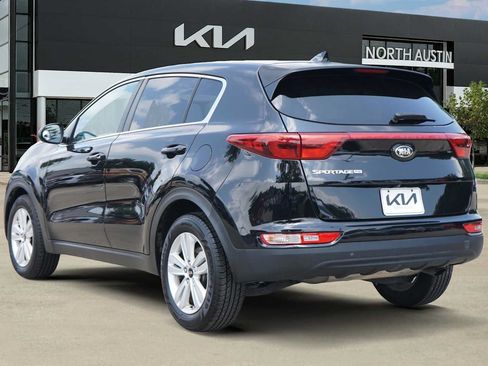 Used 2019 Kia Sportage LX FWD image 4