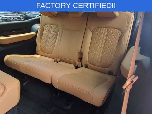 Certified 2025 Jeep Grand Wagoneer Series III w/ Rear Seat Video Group 1 AWD/4WD image 33