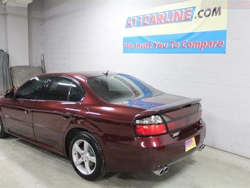Used 2005 Pontiac Bonneville GXP image 28