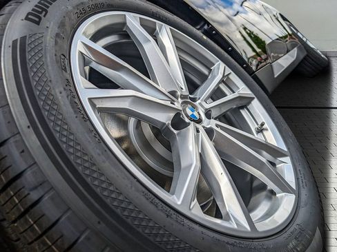 New 2025 BMW X3 xDrive30i w/ Convenience Package image 9