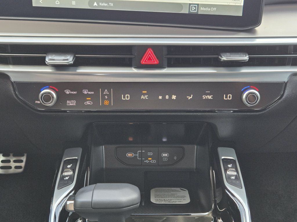 New 2026 Kia Sorento SX FWD image 17