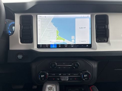 New 2026 Ford Bronco Heritage Edition AWD/4WD image 19