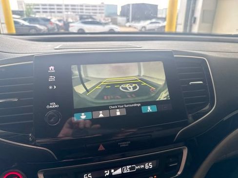 Used 2019 Honda Pilot Touring image 13