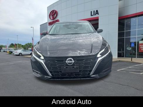 Used 2025 Nissan Altima 2.5 SV AWD/4WD image 9