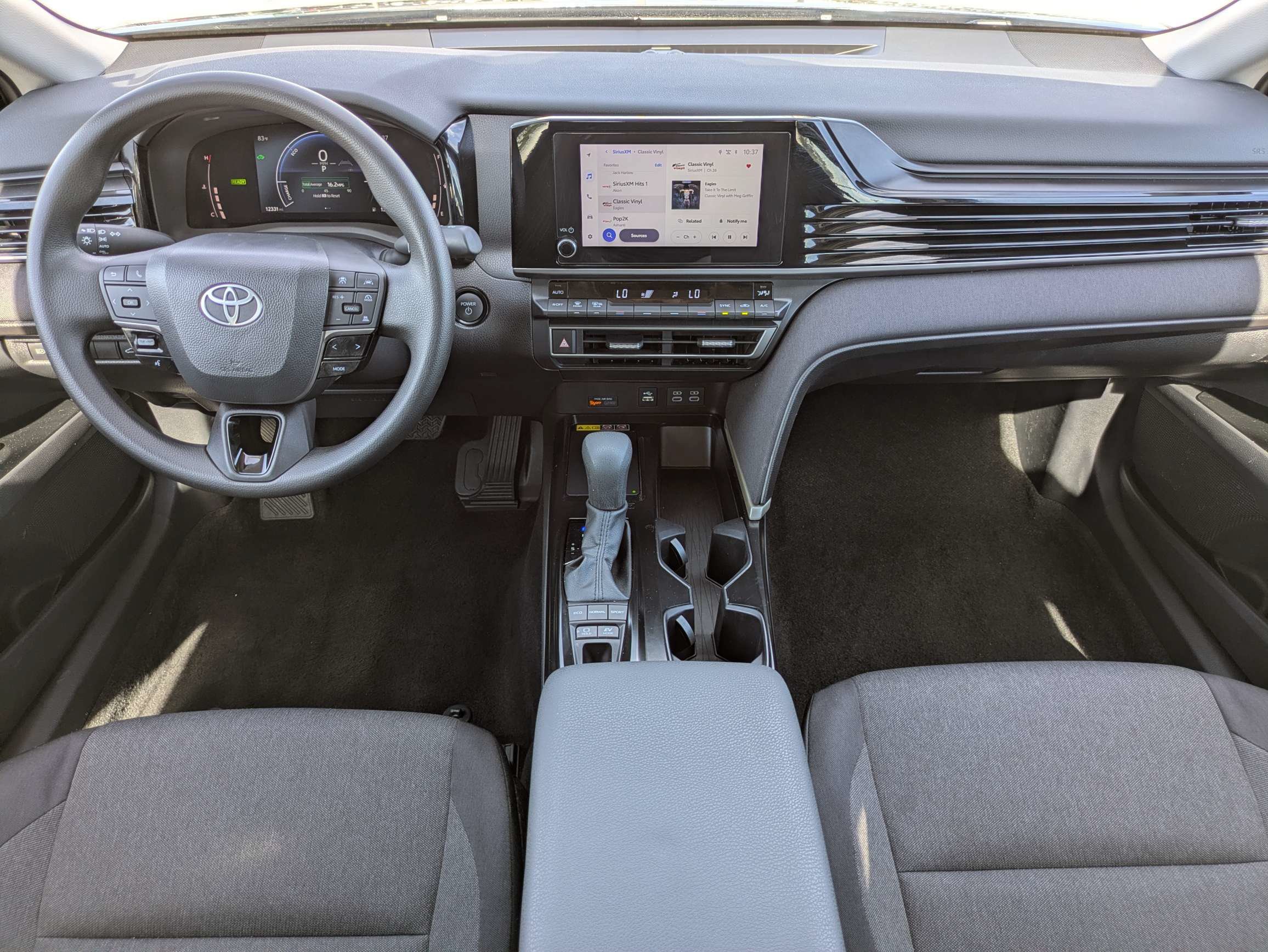 Used 2026 Toyota Camry LE FWD image 14