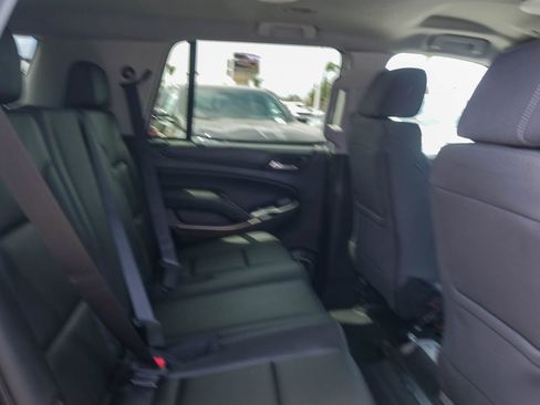 Used 2019 Chevrolet Tahoe 4WD w/ Enhanced Driver Alert Package image 15