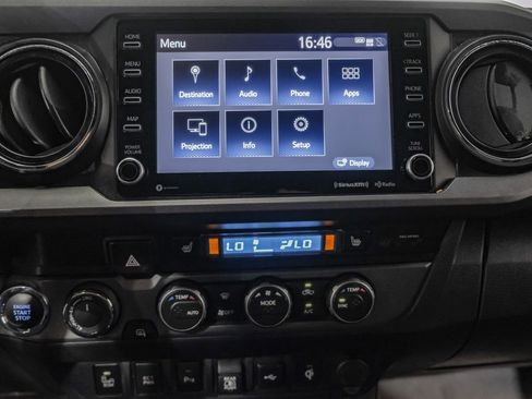 Used 2020 Toyota Tacoma TRD Off-Road w/ Advanced Technology Package image 25