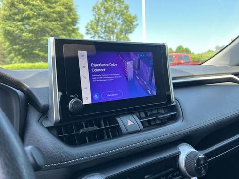 Used 2023 Toyota RAV4 XLE FWD image 25