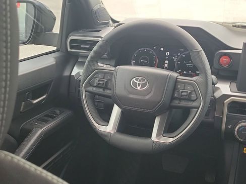 New 2025 Toyota Tacoma TRD Off-Road image 25