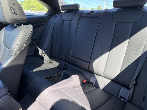 Used 2025 BMW 230i Coupe RWD image 32