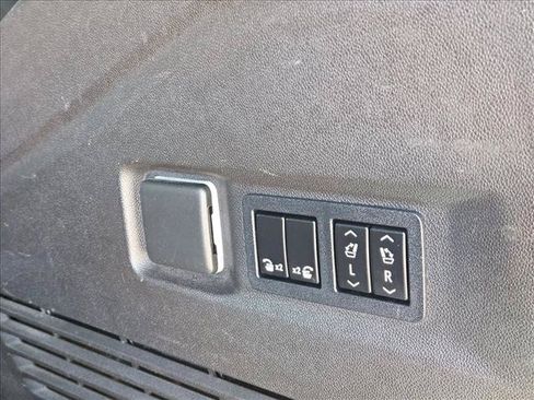 Used 2021 Chevrolet Tahoe High Country w/ Max Trailering Package AWD/4WD image 6