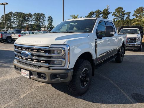 New 2026 Ford F250 King Ranch w/ Tremor Off-Road Package image 9