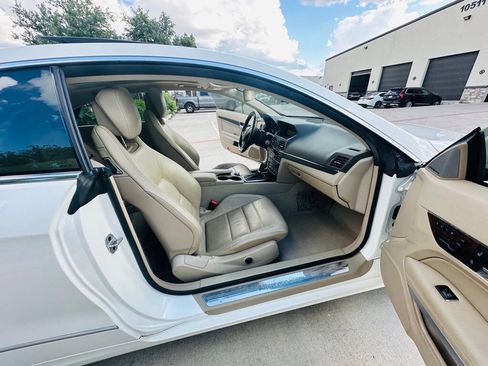 Used 2011 Mercedes-Benz E 350 E 350 2dr Coupe image 17