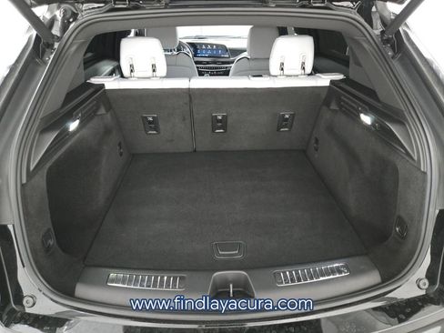 Used 2024 Cadillac XT4 Sport image 18