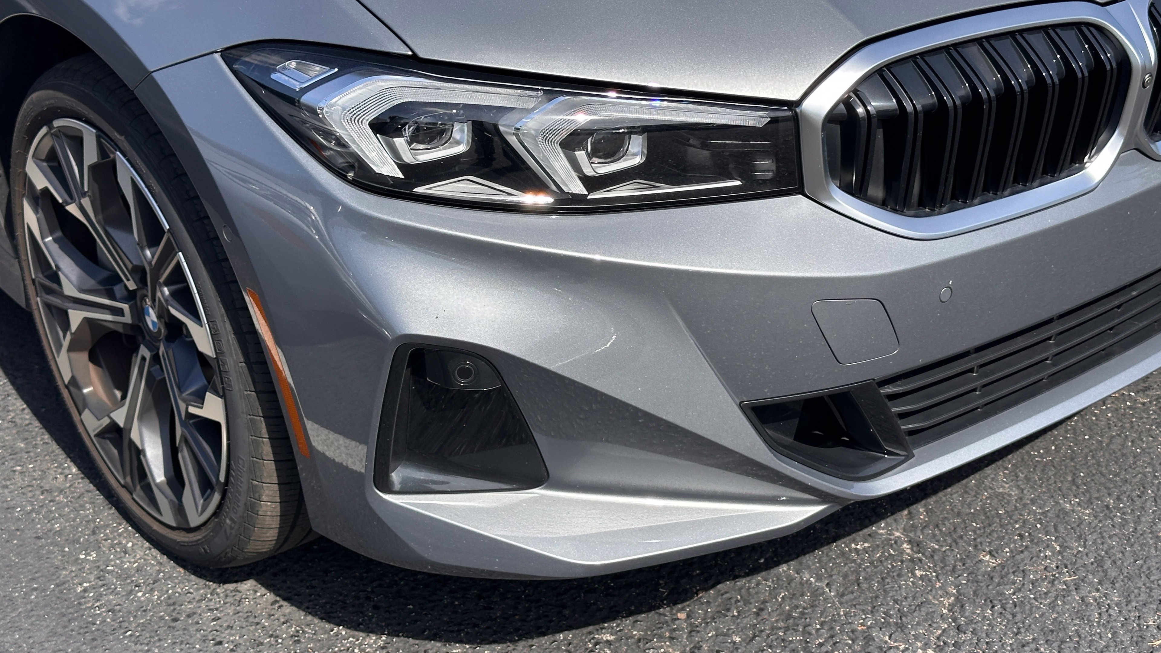 Used 2025 BMW 330i Sedan RWD image 2