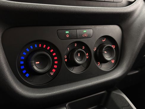 Used 2022 RAM ProMaster City Tradesman w/ Window Group 05 FWD image 14