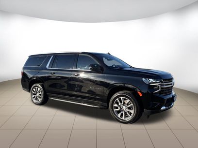 Used 2024 Chevrolet Suburban LT w/ LT Signature Plus Package