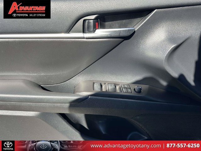 Used 2023 Toyota Camry SE w/ Audio Upgrade Package FWD image 19