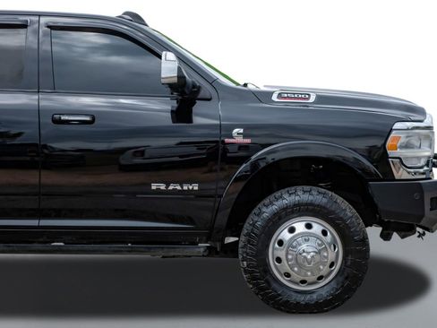 Used 2022 RAM 3500 Laramie image 7