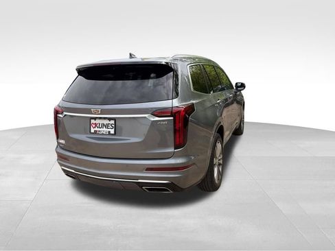 Used 2022 Cadillac XT6 Premium Luxury AWD/4WD image 10