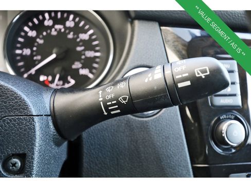 Used 2019 Nissan Rogue SV w/ Sun & Sound Touring Package image 21