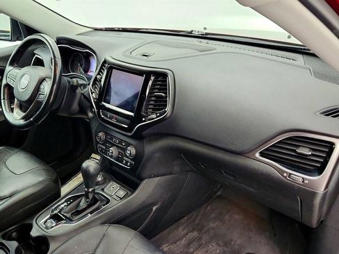 Used 2020 Jeep Cherokee Limited image 23