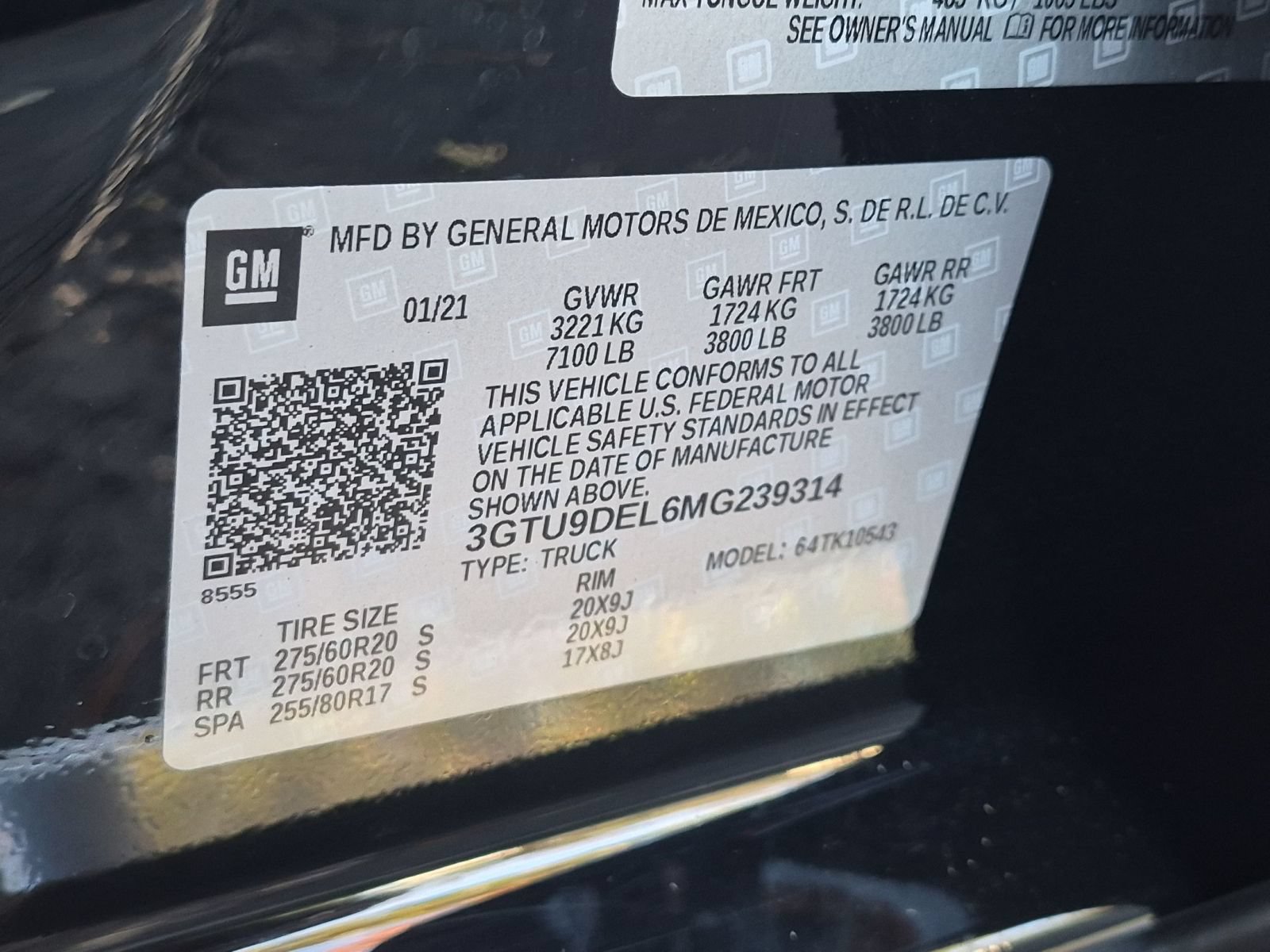 Used 2021 GMC Sierra 1500 SLT w/ SLT Premium Plus Package AWD/4WD image 35