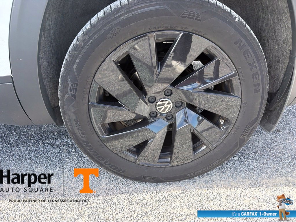 Used 2024 Volkswagen Atlas SE w/ Panoramic Sunroof Package AWD/4WD image 21