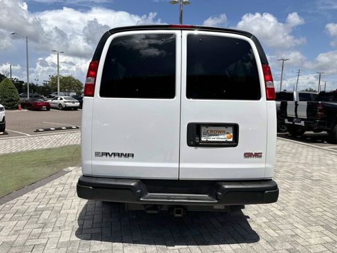 Used 2024 GMC Savana 3500 LS RWD image 9