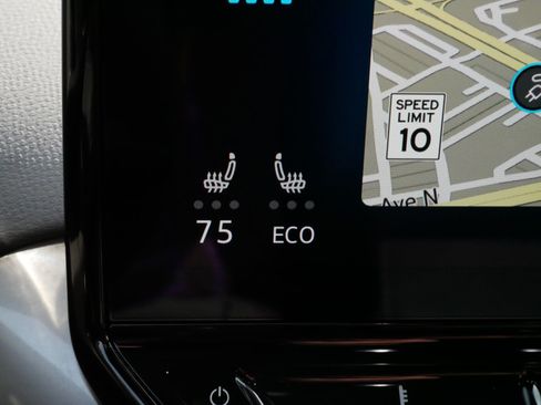 Certified 2023 Volkswagen ID.4 Pro S AWD/4WD image 27
