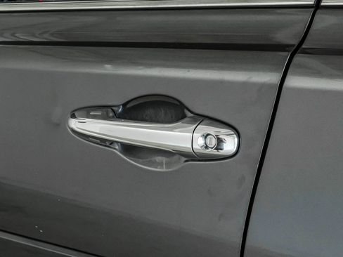 Used 2016 Toyota RAV4 Limited w/ Advanced Technology Package FWD image 35