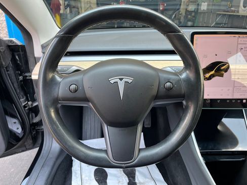 Used 2019 Tesla Model 3 Standard Range Plus RWD image 12