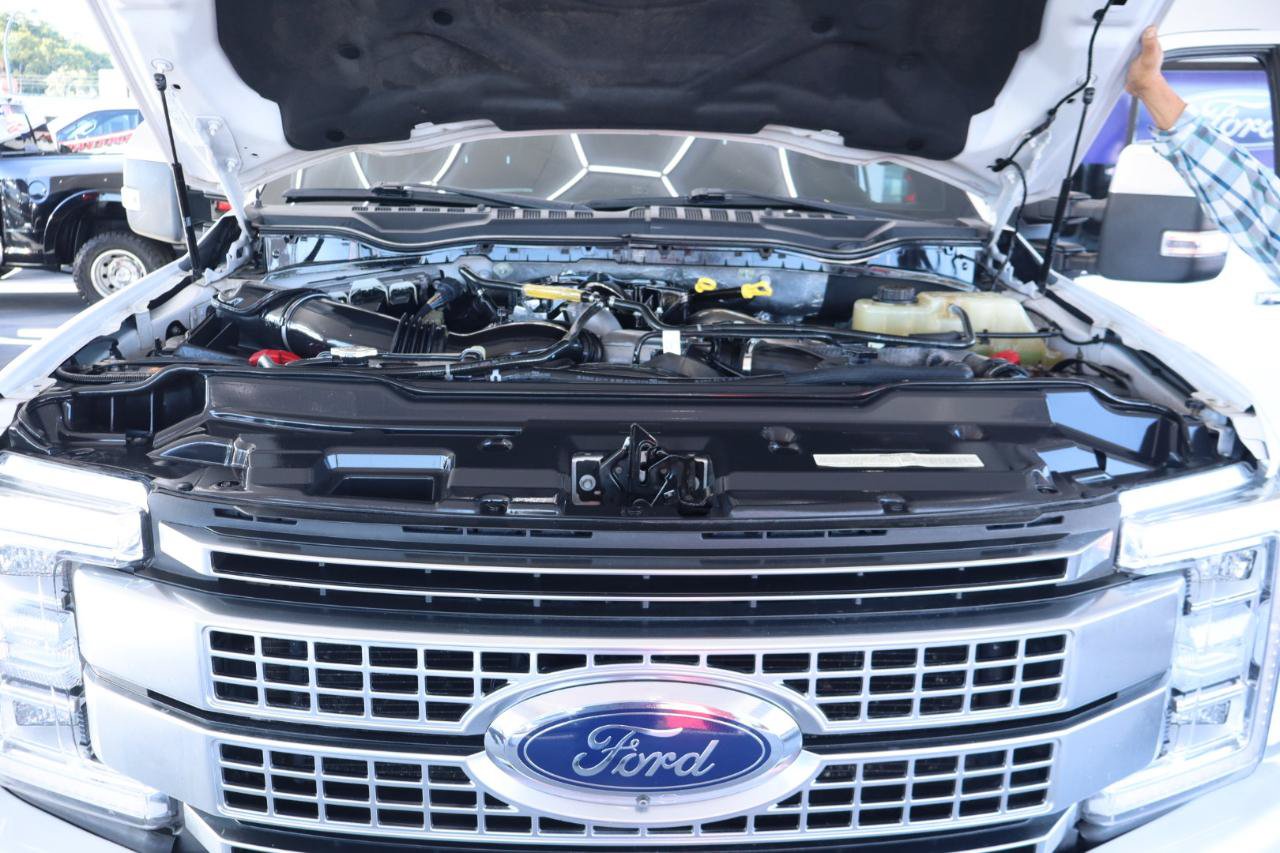 Used 2019 Ford F450 Platinum w/ Platinum Ultimate Package AWD/4WD image 45