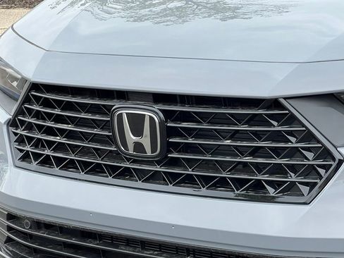 New 2026 Honda Accord EX-L image 40