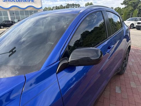 Used 2022 Honda HR-V Sport image 13