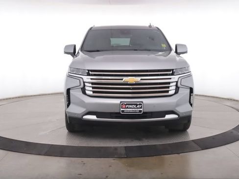 Used 2024 Chevrolet Suburban High Country AWD/4WD image 10
